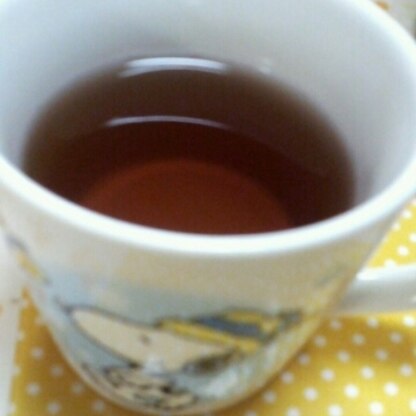 先日まで猛暑だったのに、急に肌寒くなって調子が狂いそうに(-_-;)バルサミコは好きだから、紅茶に入れてとっても美味しく飲みました～^^☆ごちそうさまでした♪